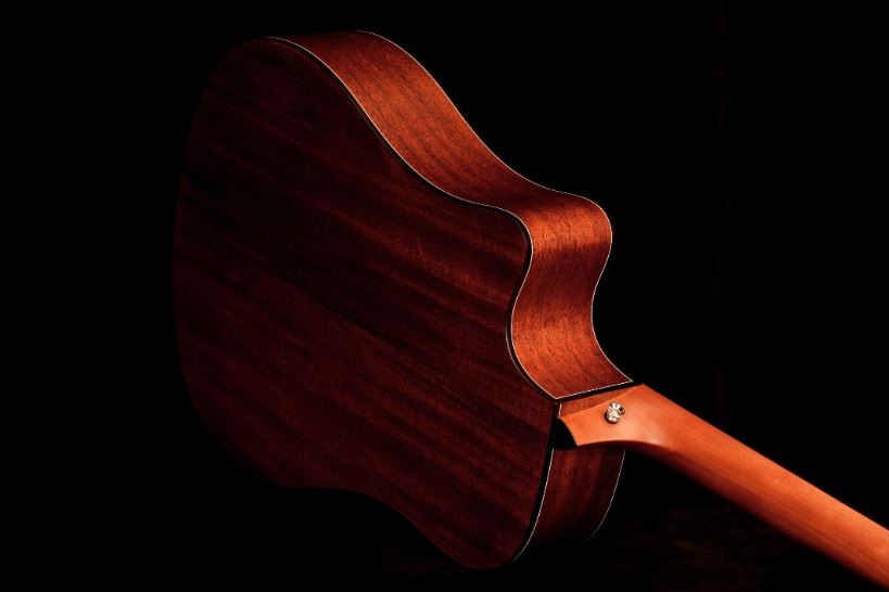 KEPMA EDC-E TRANS K 10 Sunburst Трансакустическая гитара, красное дерево, дека ель, цвет санберст